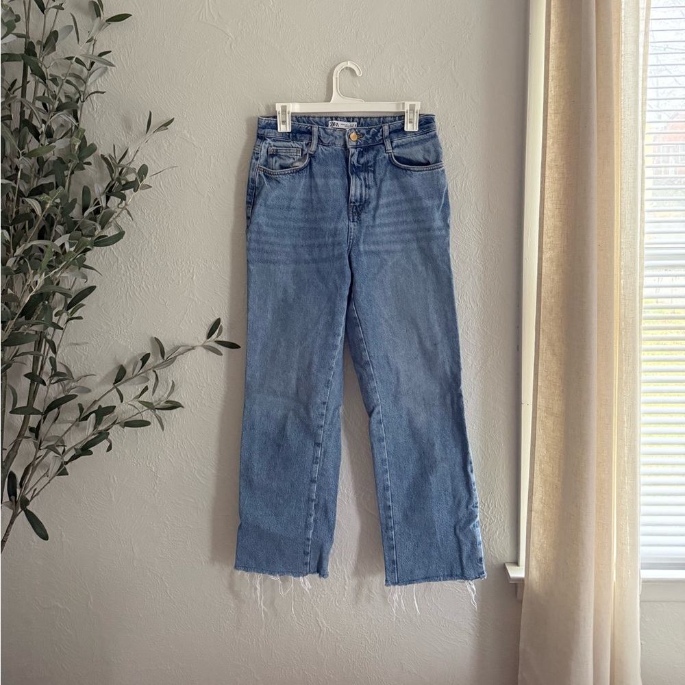 Zara Women's Ankle Cropped Straight Leg Jeans